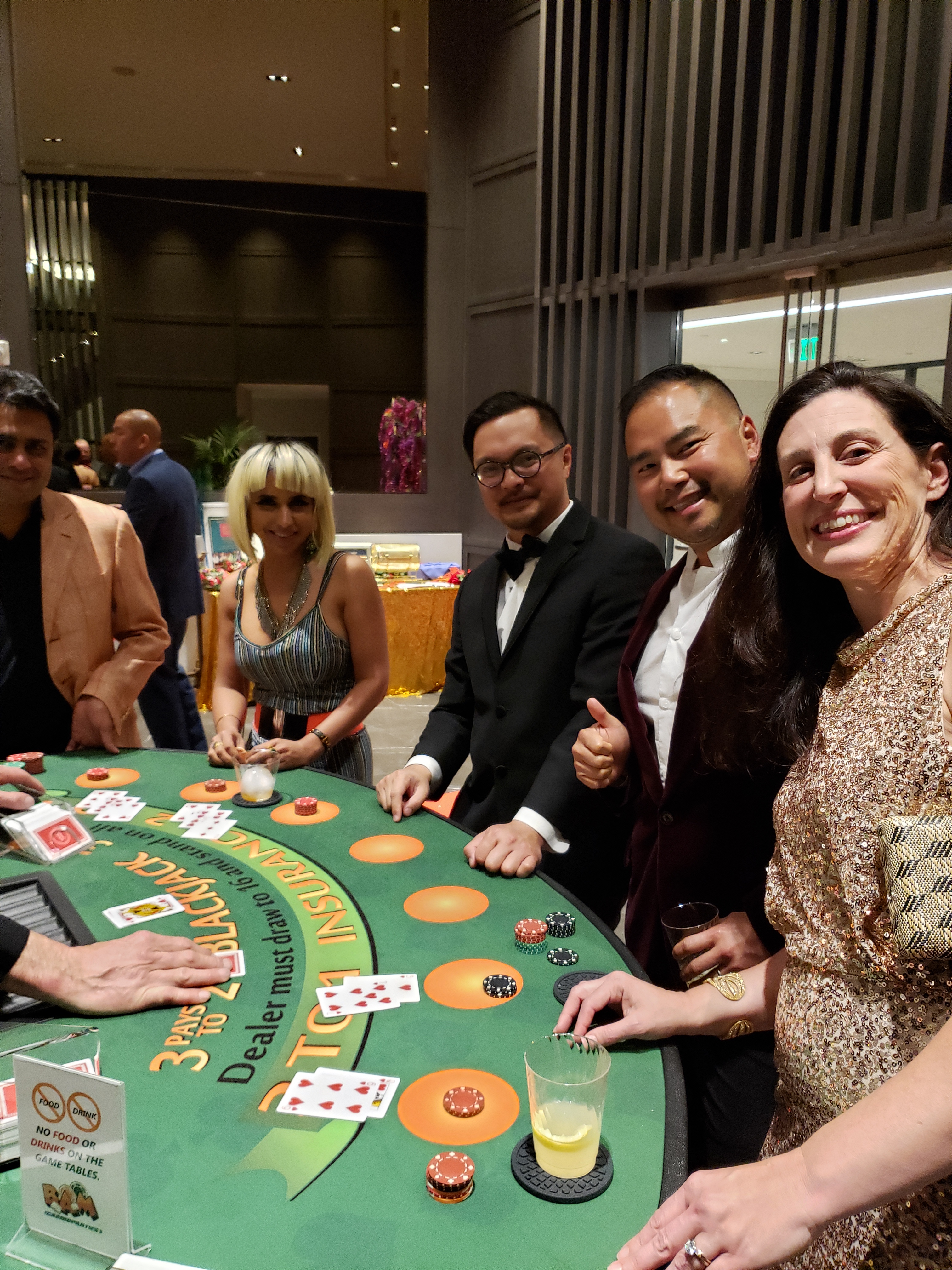 Casino Party Outfits Ideas - What to Wear at Casino Themed Party