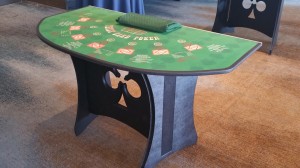 Specialty Poker Table5.0' x 3.5'7 playing positions